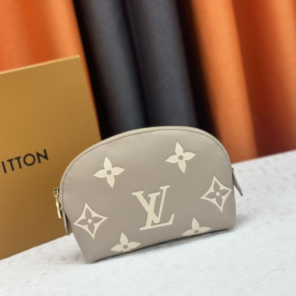 Louis Vuitton Cosmetic Bags - Click Image to Close